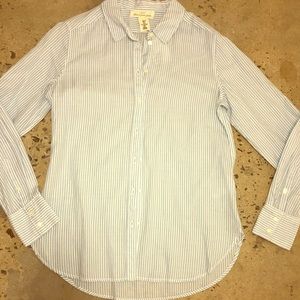 H&M blue and white pin stripe button up.